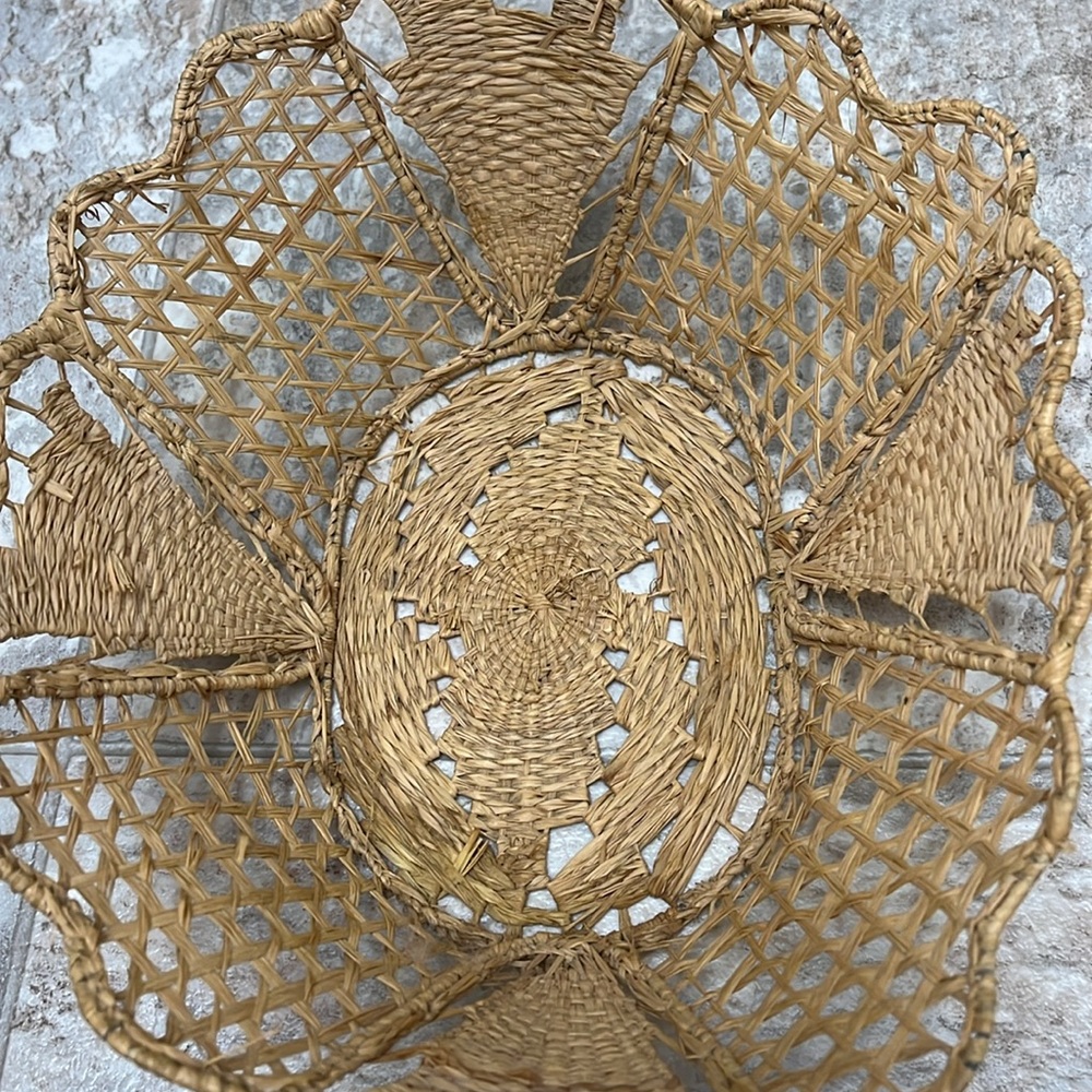 Handmade Woven Basket Made In Italy. With Two Handles. - Picture 11 of 16